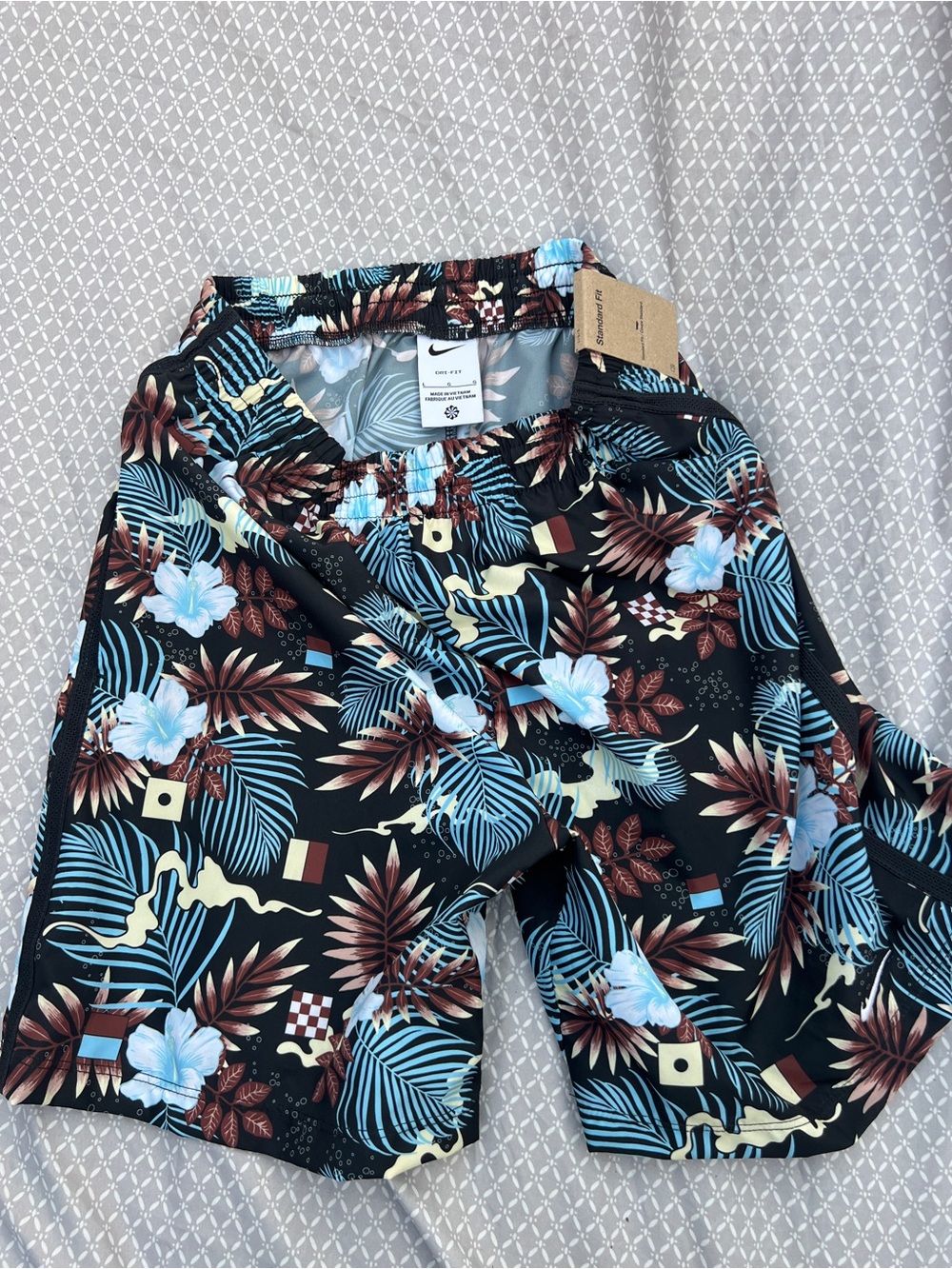 Nike Dri-fit Youth Boys LARGE Hawaiian Tropical Floral Swoosh